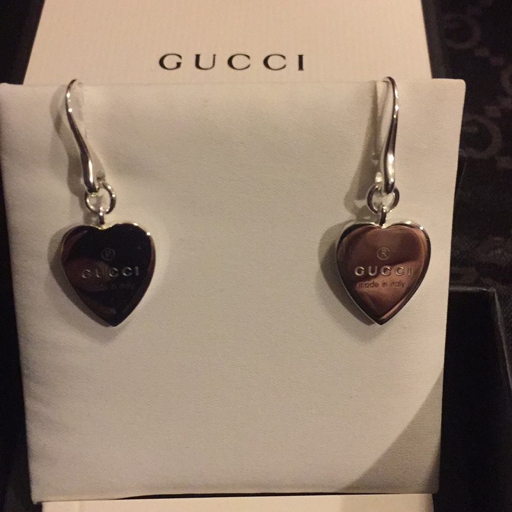 AUTHENTIC GUCCI TRADEMARK HEART EARRINGS (NWT) - Picture 3 of 8